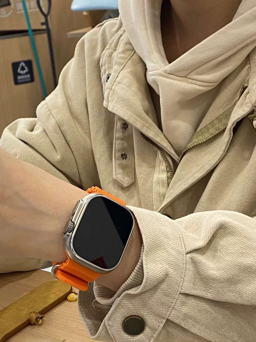 Smartwatch Ultra Pro con 2 correas ( negro + naranja )